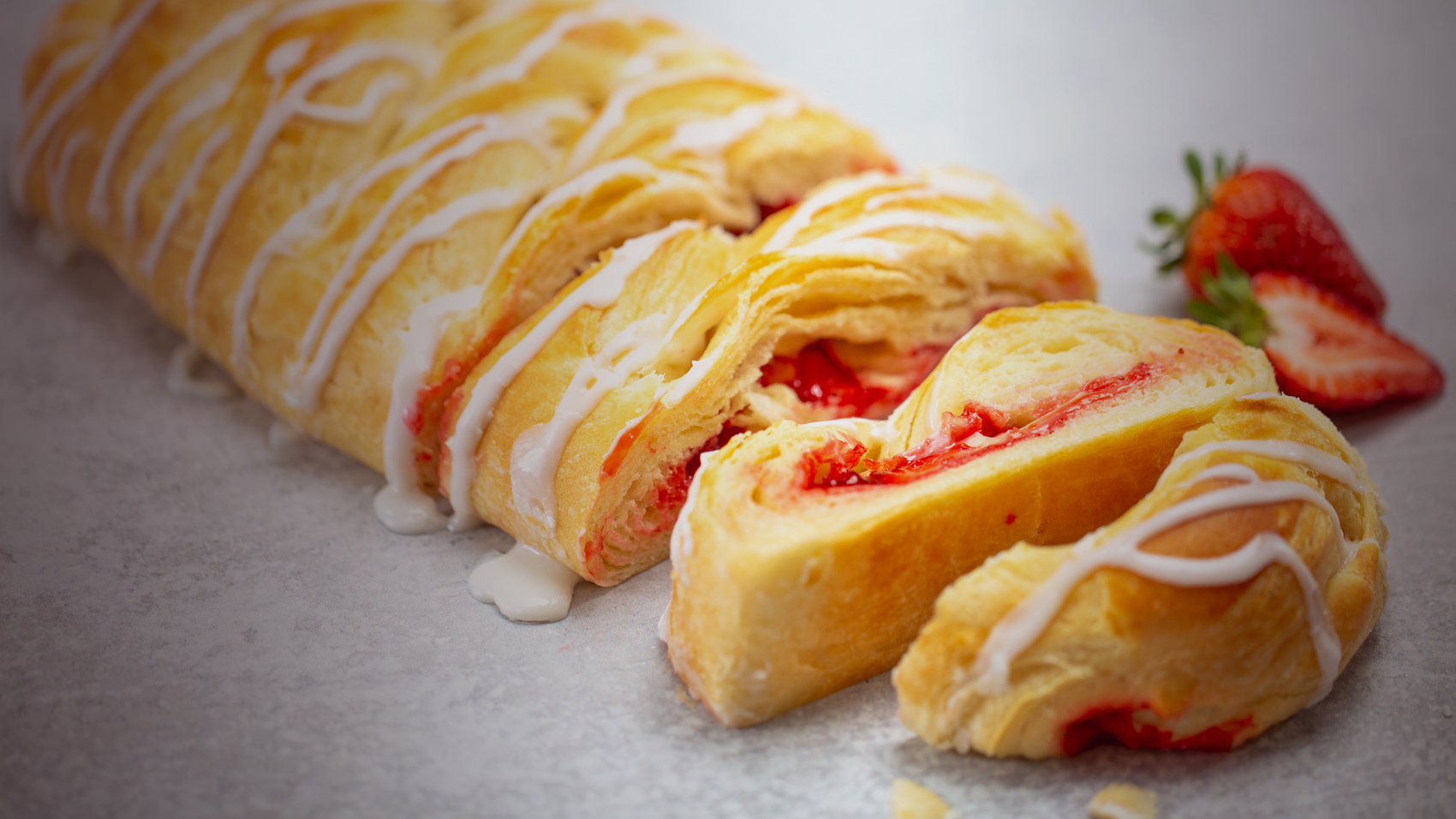 Strawberry Cream Cheese Butter Braid Pastry